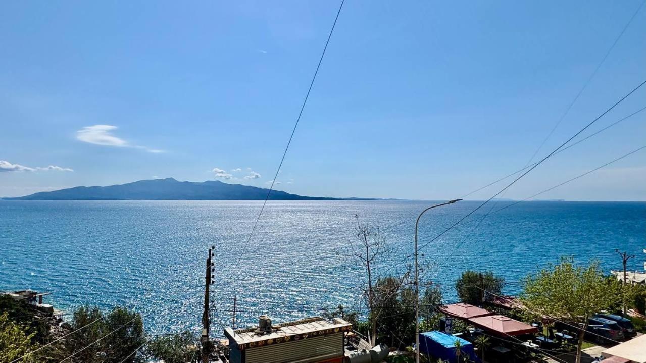 Del Mar Sea View Apartment Sarandë Eksteriør billede
