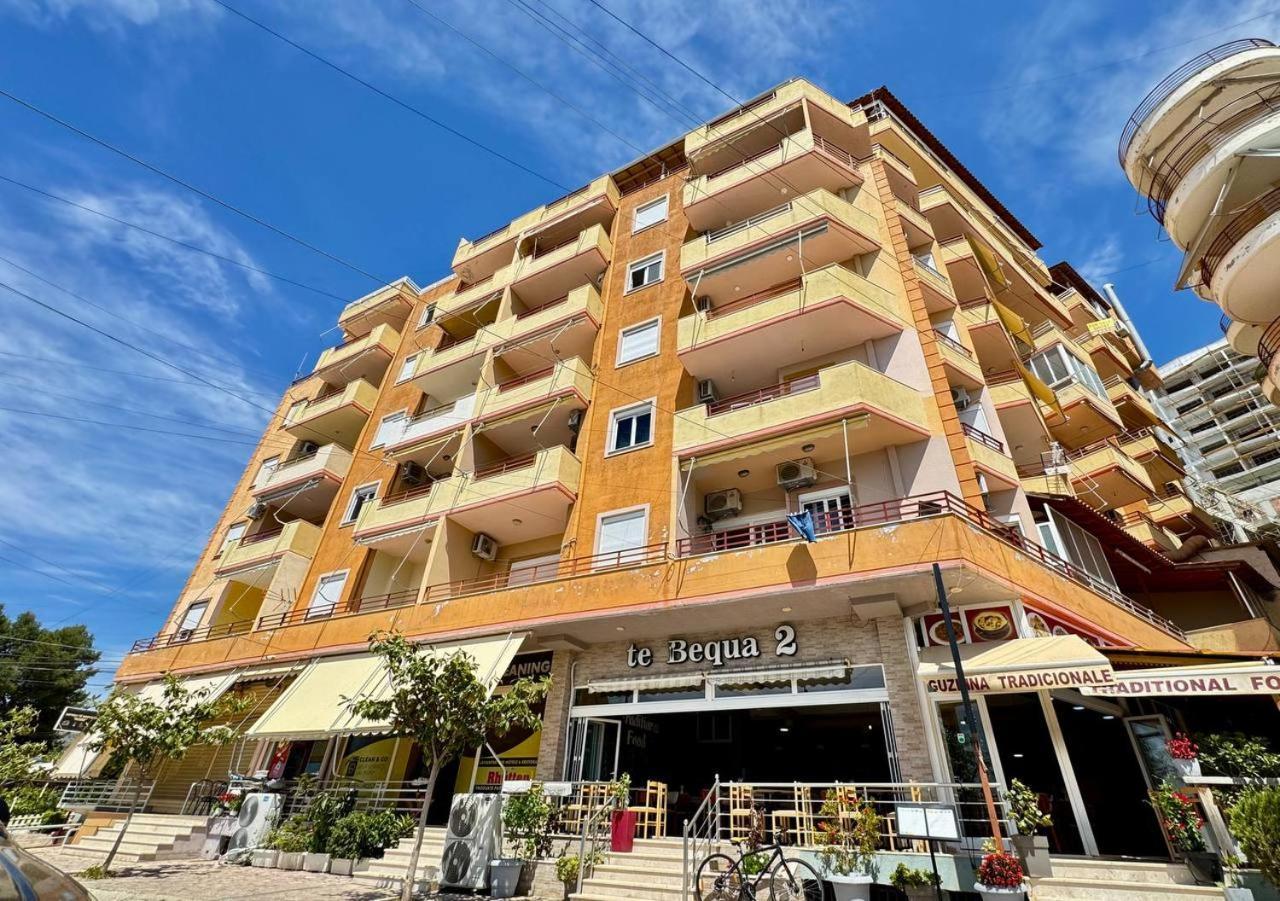Del Mar Sea View Apartment Sarandë Eksteriør billede