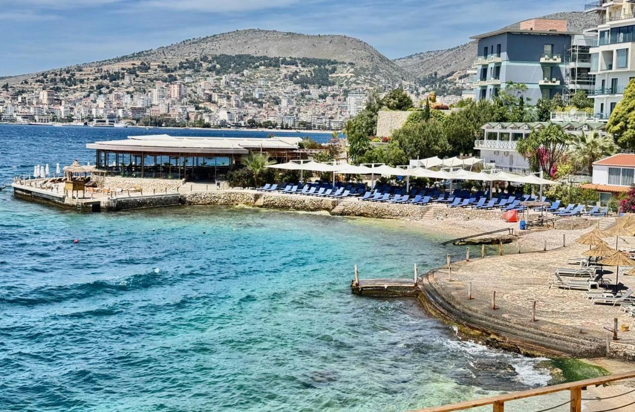 Del Mar Sea View Apartment Sarandë Eksteriør billede